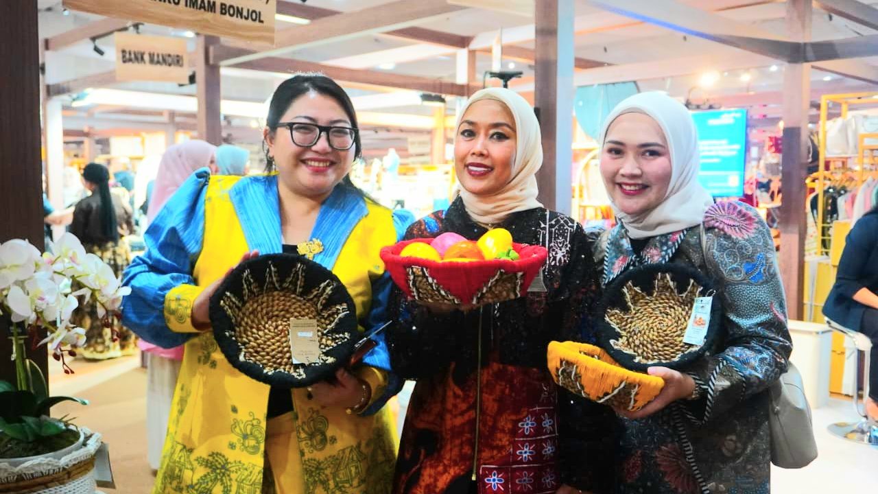 Persit KCK Koorcab Rem 042 Tampil Memukau di Persit BISA 2026, Produk UMKM Jambi Banjir Apresiasi
